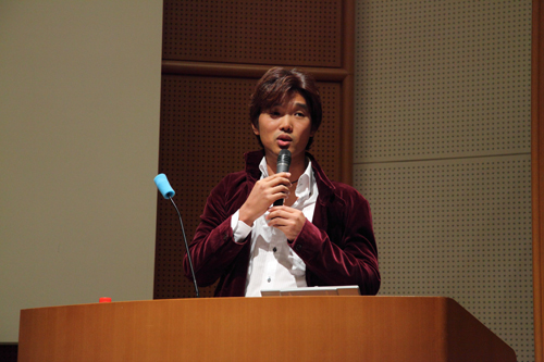 tomo_lecture.JPG